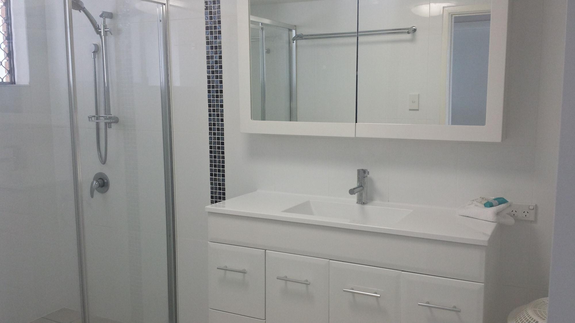 Wyuna Beachfront Holiday Apartments Gold Coast Exterior foto