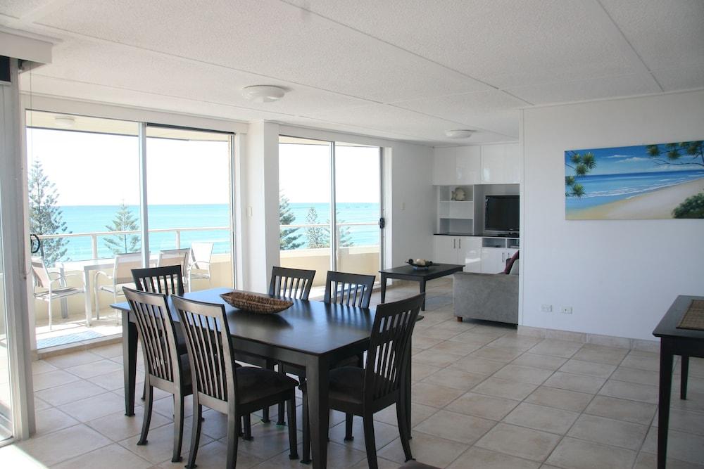 Wyuna Beachfront Holiday Apartments Gold Coast Exterior foto